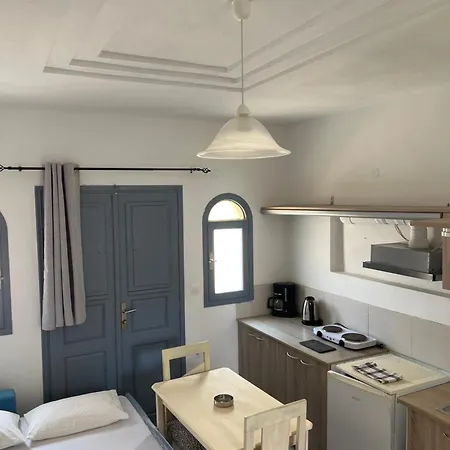 Aparthotel Leon Lux 3*