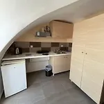 Апарт-отель Leon Lux 3*