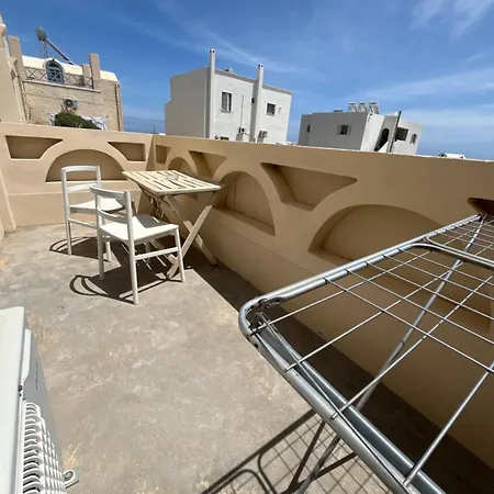 Leon Lux Aparthotel 3*