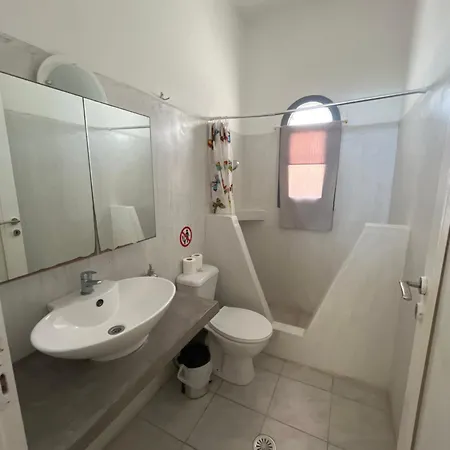 Aparthotel Leon Lux 3*