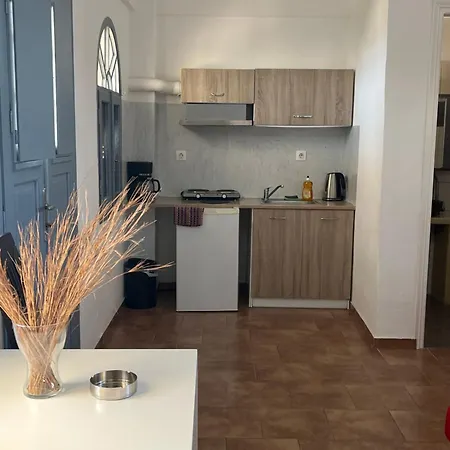 Leon Lux Aparthotel Perivolos (Santorini)