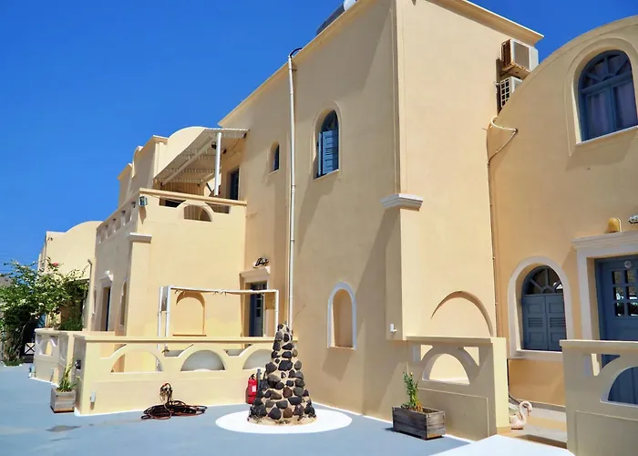 Aparthotel Leon Lux 3*