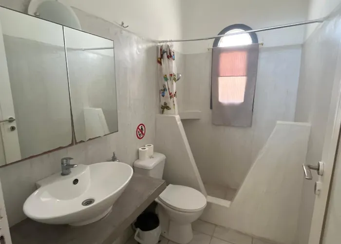 Aparthotel Leon Lux 3*