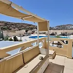 Leon Lux 3*