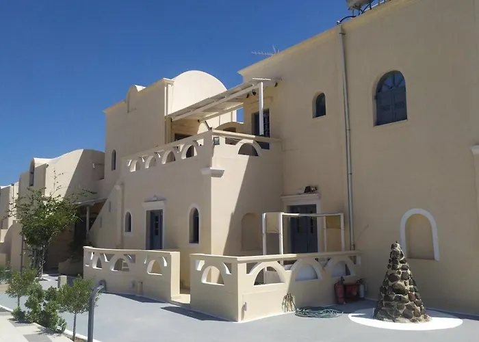 Aparthotel Leon Lux 3*